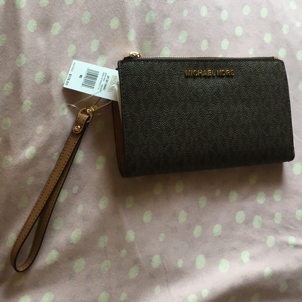 NWT mk double zip wallet acorn